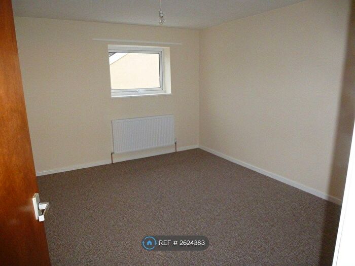 4 Bedroom Semi-Detached House To Rent In Whitwell, Peterborough, PE4