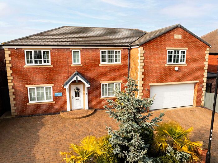 4 Bedroom Detached House For Sale In Reneville Road, Rotherham, S60