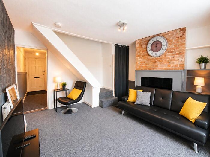 4 Bedroom Terraced House To Rent In Bedroom Student Home - St. Peters Place, City Centre, CT1