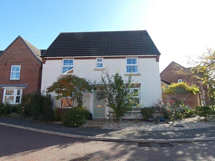 3 Bedroom Detached House For Sale In Marske Way, Burton Woods, Spennymoor, DL16