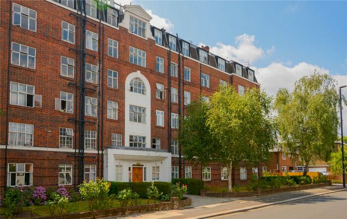 2 Bedroom Flat To Rent In Wellesley Road, Chiswick, W4