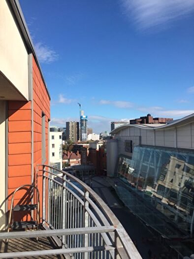 2 Bedroom Flat To Rent In Francis Road, Birmingham, B16