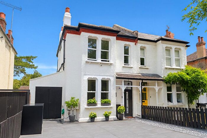 5 Bedroom Semi-Detached House For Sale In Ravensbourne Avenue, Shortlands, BR2