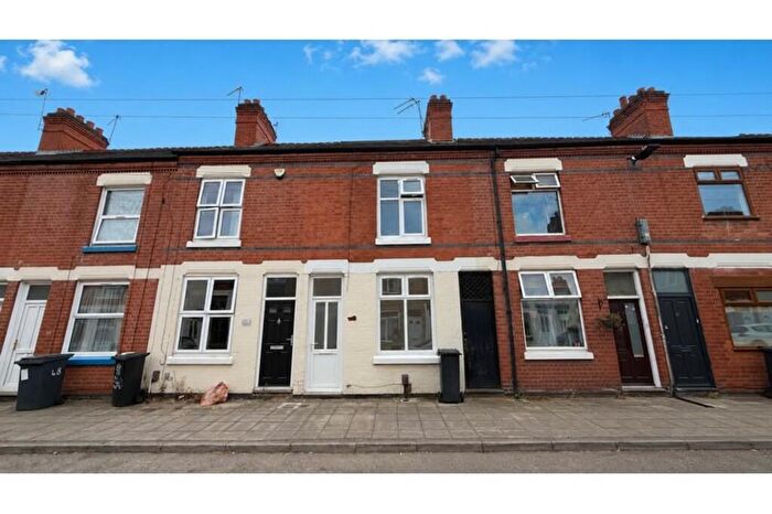 2 Bedroom Terraced House To Rent In Bolton Road, Leicester, LE3