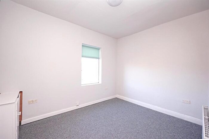 1 Bedroom Flat To Rent In Emlyn Street, Barrow In Furness, Cumbria, LA14