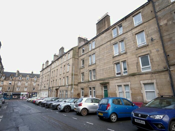 1 Bedroom Flat To Rent In Wardlaw Street, Gorgie, Edinburgh, EH11
