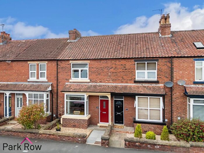 2 Bedroom Terraced House For Sale In Stutton Road, Tadcaster, LS24
