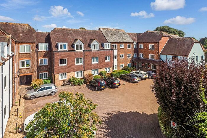 2 Bedroom Flat For Sale In Henty Gardens, The Maltings Henty Gardens, PO19