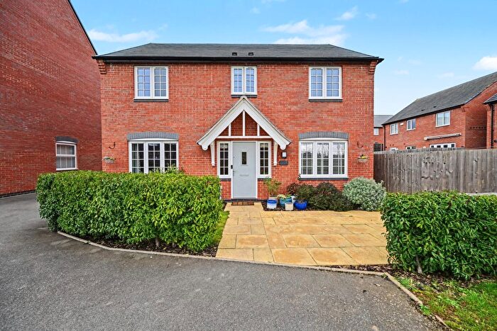 4 Bedroom Detached House For Sale In Luke Jeayes Close, Rugby, CV22