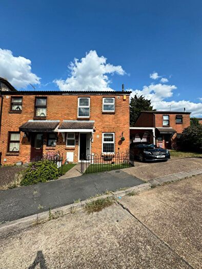 3 Bedroom Terraced House To Rent In Water Lane, Purfleet, RM19