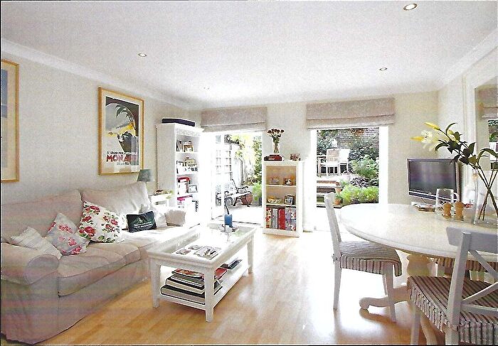 2 Bedroom Terraced House To Rent In Wyfold Road, London, SW6