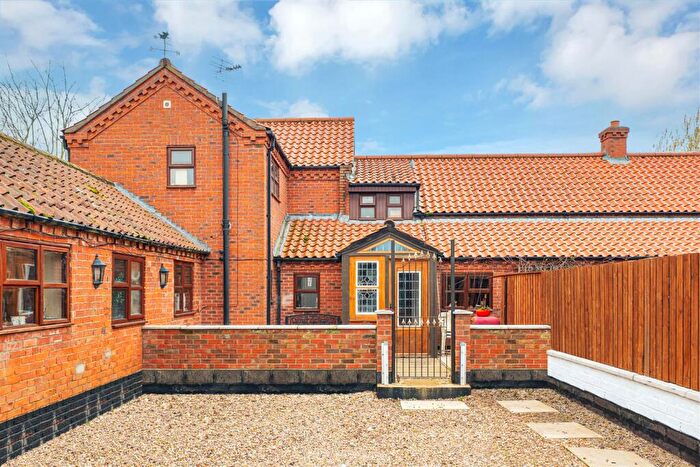 Barn Conversion For Sale In South Scarle Lane, Swinderby, Lincoln, LN6