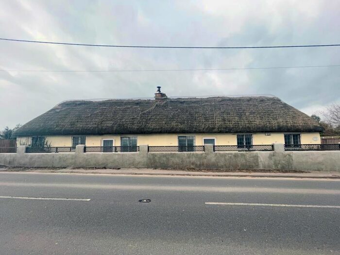 3 Bedroom Detached Bungalow For Sale In - Ashford Road, Sheldwich, Faversham, Kent, ME13