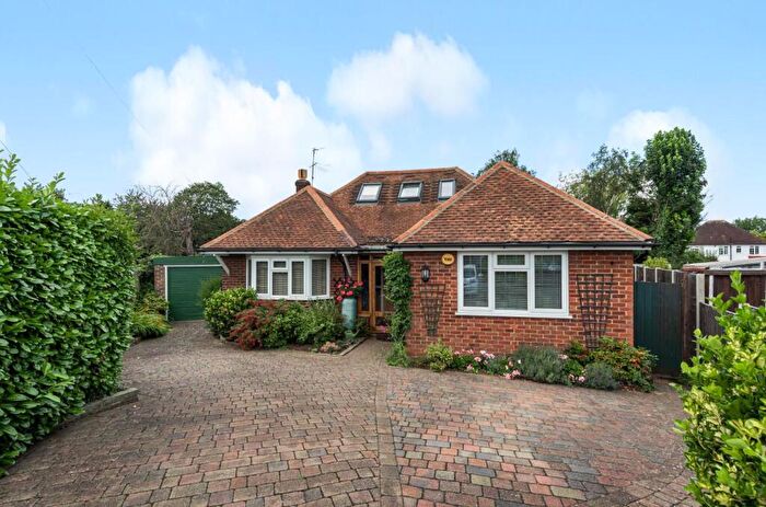4 Bedroom Detached Bungalow To Rent In Cheyham Gardens, Cheam, SM2