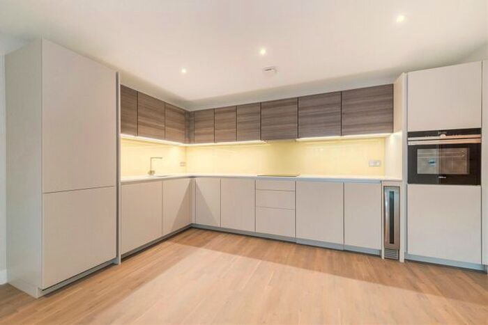 2 Bedroom Flat To Rent In Viridium Apartments, - Finchley Road, NW3