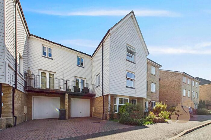 4 Bedroom Town House For Sale In Dove House Meadow, Great Cornard, CO10