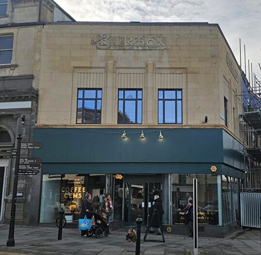 1 Bedroom Flat To Rent In River Street, Chippenham, SN15