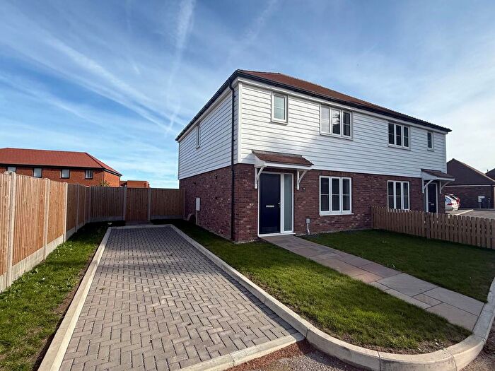 3 Bedroom Semi-detached House For Sale In Beerlings Farm Road, Ramsgate, Kent, CT12