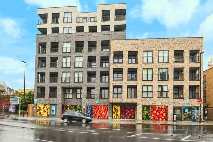 2 Bedroom Flat For Sale In Deptford Bridge, London, SE8