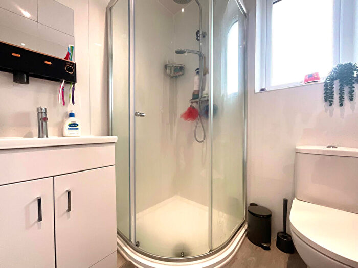 2 Bedroom Bungalow For Sale In Watling Street Road, Fulwood, PR2