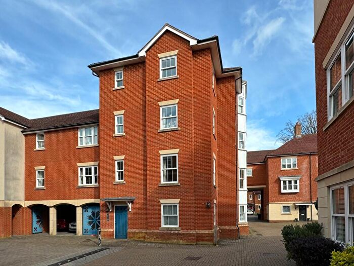 2 Bedroom Flat For Sale In St. Gabriel's, Wantage, OX12