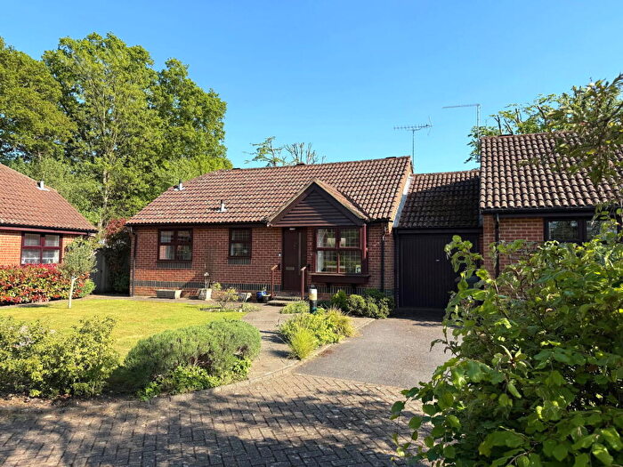 2 Bedroom Detached House For Sale In West Horsley, KT24