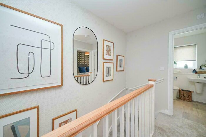 2 Bedroom Terraced House For Sale In Brook Road, Swindon, SN3