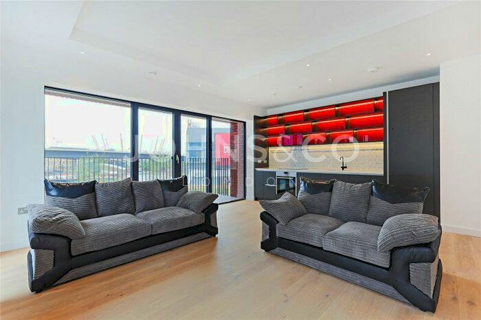 2 Bedroom Flat To Rent In Java House, London City Island, London, E14