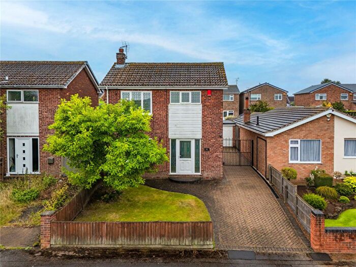 3 Bedroom Detached House For Sale In Castleton Close, Ravenshead, Nottingham, Nottinghamshire, NG15