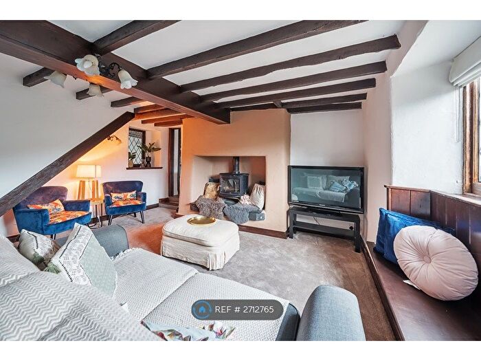 3 Bedroom Semi-Detached House To Rent In Totnes Road, Paignton, TQ4