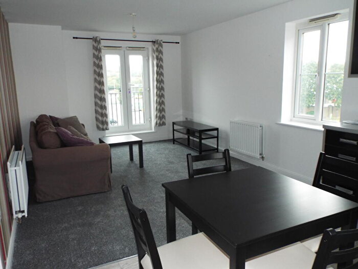 2 Bedroom Apartment To Rent In Ffordd James McGhan, Cardiff, CF11
