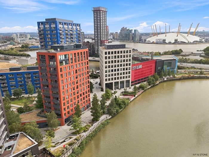3 Bedroom Flat For Sale In Java House, London City Island, E14