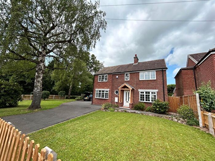 4 Bedroom Detached House To Rent In Efflinch Lane, DE13