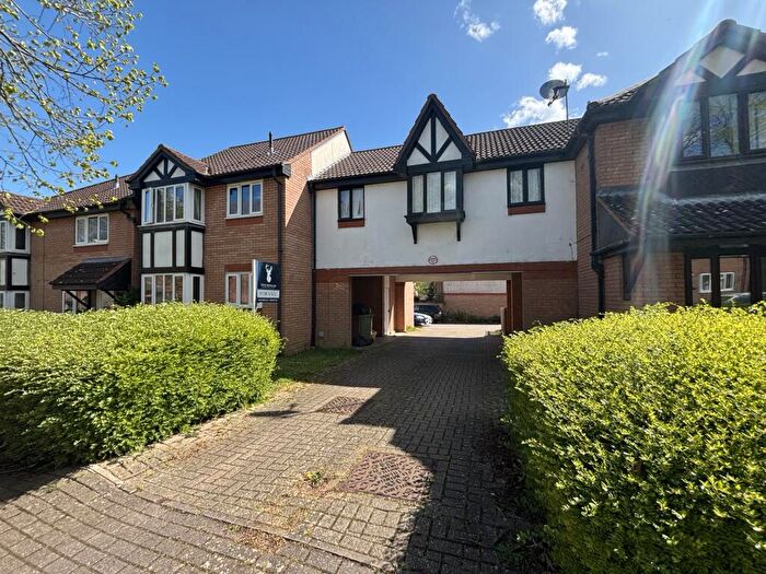 1 Bedroom Maisonette To Rent In Lynmouth Crescent, MK4