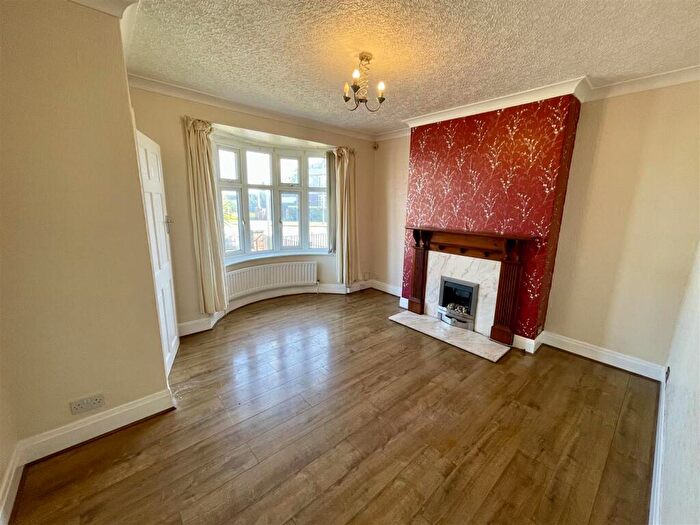 2 Bedroom Semi-Detached House For Sale In The Causeway, Darlington, DL1