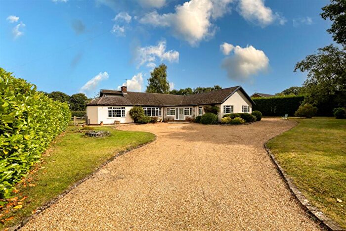 4 Bedroom Detached House For Sale In Arrochar, School Lane, Beausale, CV35