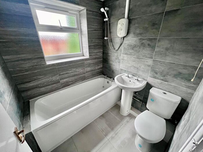 1 Bedroom Apartment To Rent In Park Farm Drive, Allestree, Derby, DE22