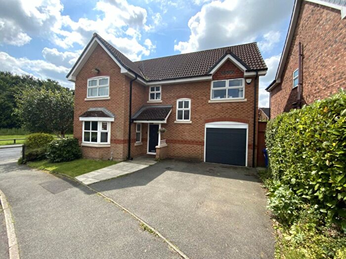 4 Bedroom Detached House For Sale In Oakshaw Drive, Norden, Rochdale, OL12