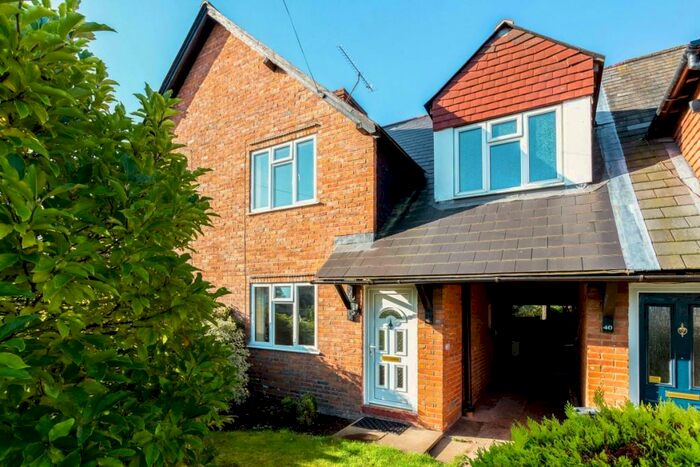 3 Bedroom Terraced House To Rent In Perrior Road Godalming, GU7