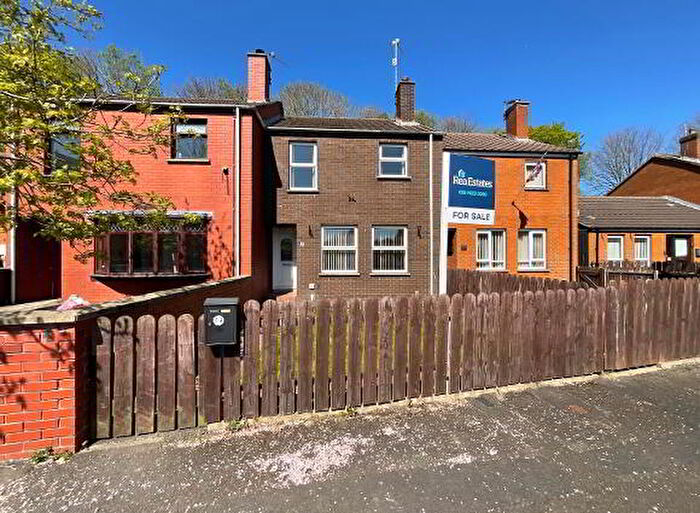 3 Bedroom Mid Terraced House For Sale In Rushmore Gardens, Lisburn, BT28