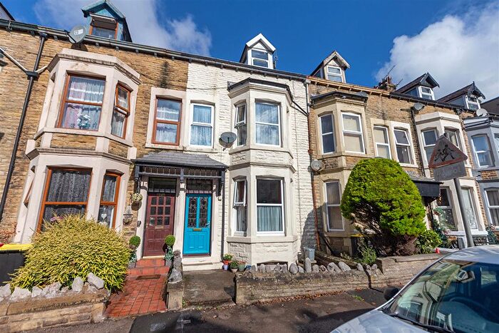 5 Bedroom Property For Sale In Westminster Road, Morecambe, LA3