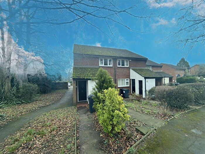 1 Bedroom Flat For Sale In Quaker Lane, Darlington, DL1