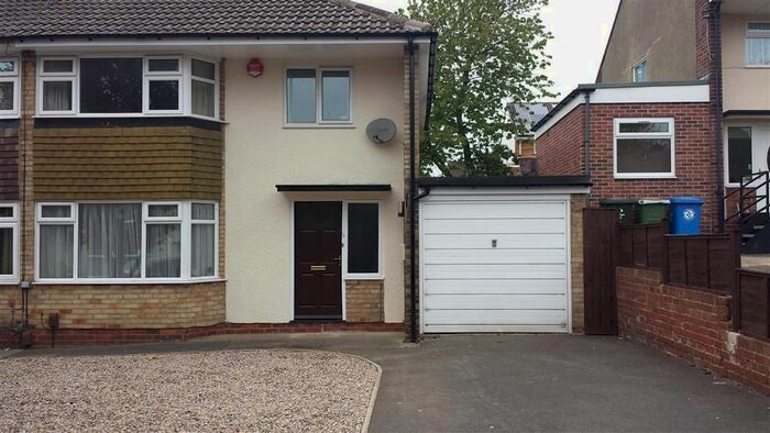 3 Bedroom Property To Rent In Ripon Road, Nunthorpe, Middlesbrough, TS7