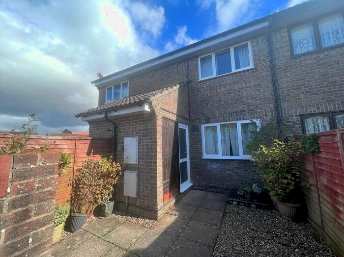 1 Bedroom Terraced House To Rent In Alfred Road, Dorchester, DT1