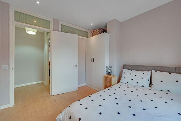 2 Bedroom Flat To Rent In Apprentice Way, Clarence Road, London, E5