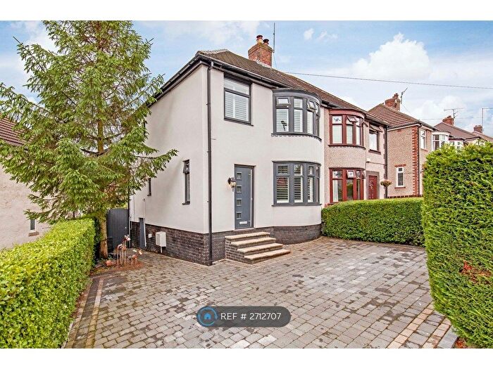 3 Bedroom Semi-Detached House To Rent In The Grove, Wharncliffe Side, Sheffield, S35