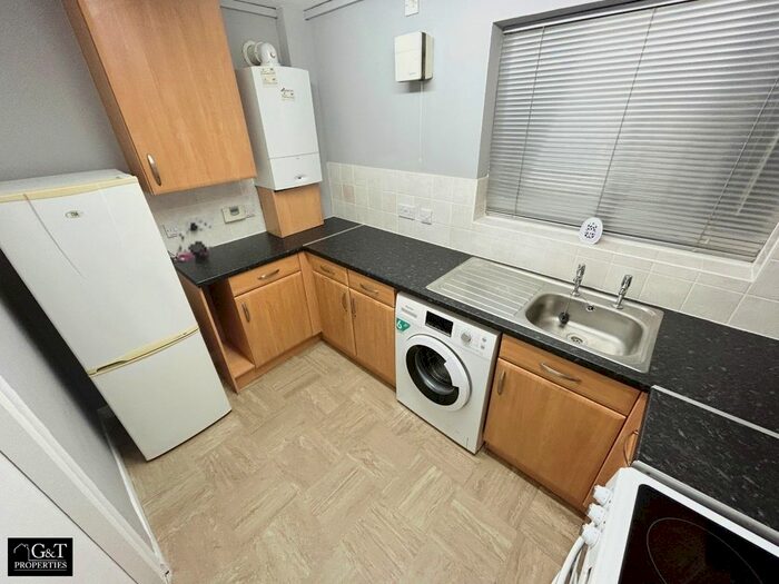 1 Bedroom Flat To Rent In Hateley Drive, Parkfields, Wolverhampton, WV4