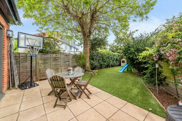 4 Bedroom Semi-Detached House To Rent In Boileau Road, Barnes, SW13