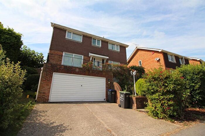 4 Bedroom Detached House For Sale In Headcorn Drive, Canterbury, Kent, CT2