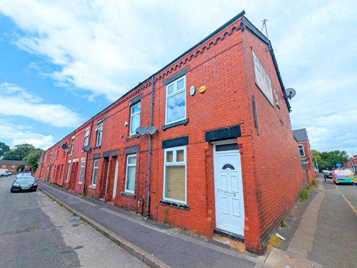 2 Bedroom End Of Terrace House To Rent In Ashkirk Street, Manchester, Greater Manchester, M18